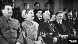 Andrei Jdanov, I. V. Stalin, Mihail Kalinin, Andrei Andreiev