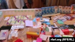 د افغانستان د یوه درمل پلورنځي تصویر 