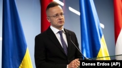 «ЄС продовжує невдалу стратегію», – сказав Сійярто
