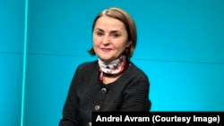 Ministrul român de Externe, Luminița Odobescu, în studioul Europa Liberă România.