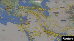 Илустрација, Графички приказ на воздушниот сообраќај во воздушниот простор над Иран и Сирија непосредно пред нападите на иран врз Израел