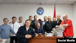 Кемпир-Абад иши боюнча айыпталып тергөө абагында жаткандар. Калгандары үй-камагында.