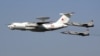 Архівна світлина: російській літак A-50 у супроводі двох літаків МіГ-31