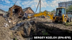 Наслідки російського удару по Золочеву на Харківщині, архівне фото 