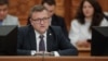 Ministrul Muncii, Marius Budăi, și-a dat demisia în urma dezvăluirilor despre „azilele groazei”. Vicepremierul Marian Neacșu, interimar