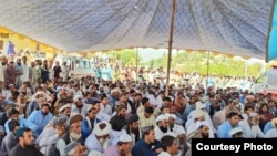 په ژوب کې د پولیسو د وژنې ضد احتجاجي پرلت د جولای له درېیمې راهیسې روان دی.