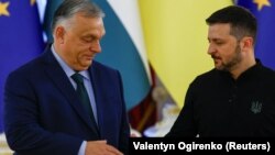 Premierul Ungariei, Viktor Orbán, a vizitat Kievul pentru convorbiri cu președintele ucrainean Volodimir Zelenski pe 2 iulie, a doua zi după ce țara sa a preluat președinția rotativă a Uniunii Europene.