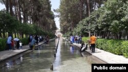 عکس آرشیوی از باغ دولتآباد یزد