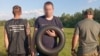 Прикордонники відділу «Тячів» затримали ухилянта, який, за їхніми словами, на цій камері збирався переплисти річку Тиса і потрапити до Румунії. 20 травня 2024 року