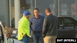 Ростислав Рашев, Деян Дяков и Александър Тодоров говорят по време на протестите край Стара Загора.