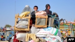 له پاکستانه یوه تازه ایستل شوې افغانه کورنۍ