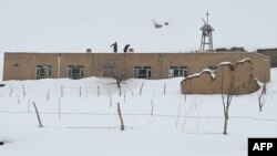 Снег во Авганистан