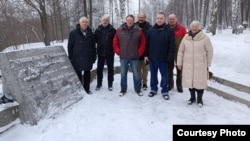 La Perm, pe 26 februarie comemorarea lui Nemțov a luat forma unei zile de lucru comunitar la memorialul local al victimelor represiunii politice, după ce autoritățile au refuzat de două ori să permită organizarea unui miting. 