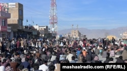 بلوڅانو په کوټه کې هم پرلت وهلی وو او بیا یې د اسلام اباد پر لوري لاریون پیل کړ - د ډېسېمبر ۱۲مې انځور.