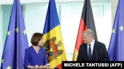 Молдавската претседателка Маја Санду и германскиот канцелар Олаф Шолц