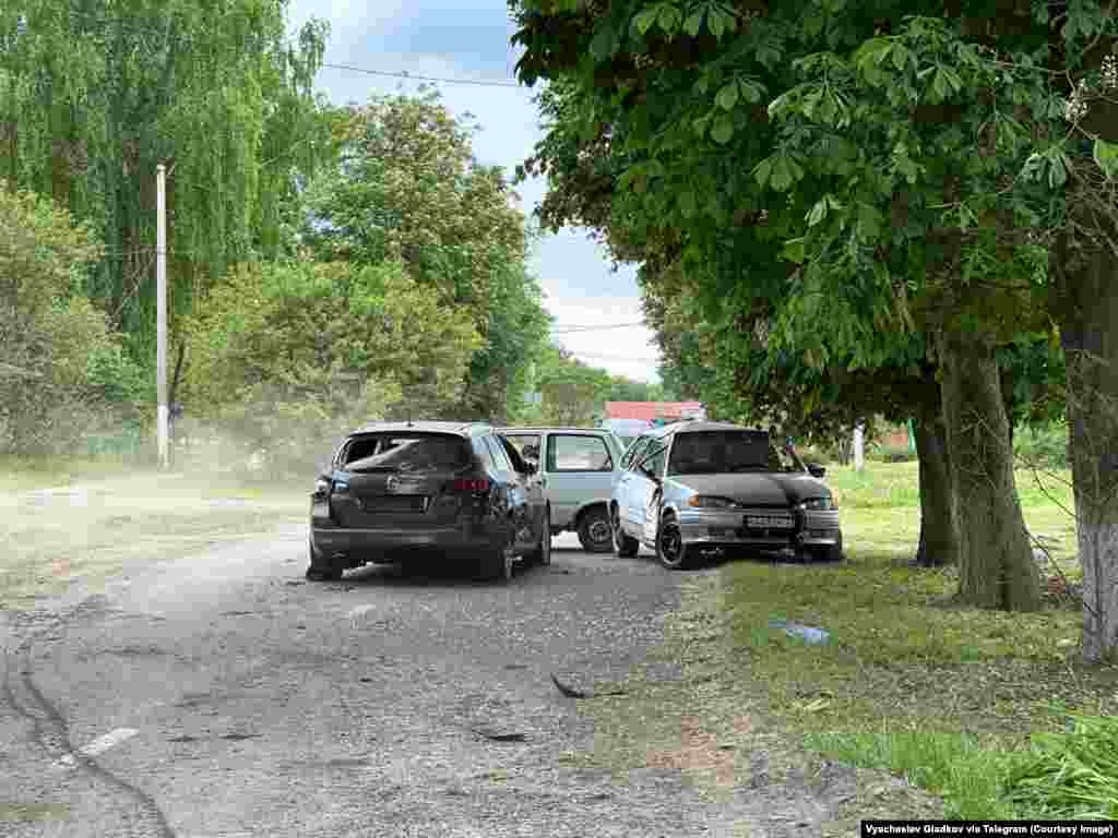 Fotografiile postate pe Telegram de guvernatorul Belgorodului, Viaceslav Gladkov, pe 23 mai, au arătat aparentele urmări ale raidului, inclusiv aceste vehicule avariate. La 23 mai, Ministerul rus al Apărării a susținut că trupele sale au înconjurat luptătorii inamici și au folosit „atacurile aeriene, focuri de artilerie și operațiuni în forță ale unităților de frontieră" pentru a-i respinge pe atacatori, ucigând mulți dintre ei. Aceste afirmații nu au fost confirmate din surse ndependente.