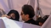 حکومت پر عمران خان او بشرا بي بي سفري بندیزونه لګولي دي