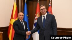 Македонскиот премиер Димитар Ковачевски на средба со српскиот претседател Александар Вучиќ во Белград