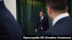 Олаф Шольц