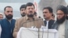 د خیبر پښتونخوا ګورنر غلام علي یوې غونډې ته د وینا پر مهال - پخوانی انځور.