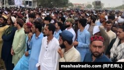 د ګیله من وزیر د جنازې له مراسمو یو انځور