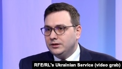 На думку Яна Ліпавського, краще, якщо російський літак, який є носієм ракет і бомб, «навіть не злетить», ніж протиповітряній обороні доведеться збивати ракети, випущені на Україну