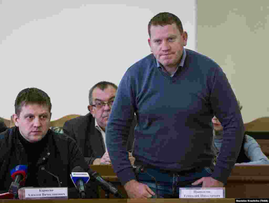 Genadij Cipkalov (Gennady Tsypkalov) 1973-2016 Rođen u ruskoj oblasti Rostov, Cipkalov je sa svojom porodicom emigrirao u oblast Luhansk u sovjetskoj Ukrajini i radio je razne poslove, pa i kao vozač kamiona. On je kratko bio na čelu separatističkog entiteta u Luhansku, a Ukrajinci su ga smatrali jednim od najrazumnijih separatista, koji je održao svoju riječ o dogovorenim prekidima vatre. U septembru 2016. priveden je u vezi sa navodnim pokušajem državnog udara protiv separatističkog rukovodstva Luhanska i umro je u svojoj ćeliji. Separatističke vlasti su tvrdile da se Cipkalov ubio nakon što je shvatio "dubinu svojih zločinačkih radnji".