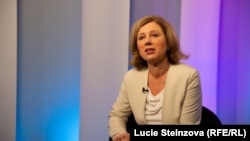Potpredsednica Evropske komisije Vera Jourova tokom intervjua za RSE u Pragu, 13. oktobra 2023.