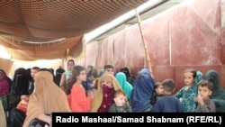 له پاکستانه یو شمېر اېستل شوي افغان کډوال