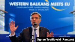 Ndihmëssekretari amerikan i Shtetit për Evropën dhe Euroazinë, James O'Brien.