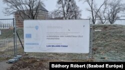 Pénz volt rá, csak éppen a körülmények nem voltak adottak ahhoz, hogy a romból újra várat varázsoljanak Kisvárdán