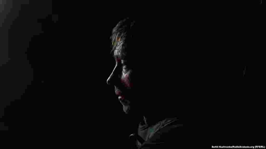 «Удар тримаємо. Даємо гідну відсіч. Моральний дух високий. З нами правда, з нами Бог. Отже ми переможемо», – каже Геннадій.