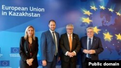 Қазақстанға келген Еуропарламент мүшелері. Нұр-Сұлтан, 22 тамыз 2022 жыл. ЕО-ның Қазақстандағы өкілдігінің Twitter аккаунтынан алынды.