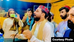 نور الله ترین د جولای پر ۱۵مه پولیسو نیولی وو ـ پخوانی انځور.