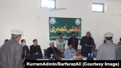 د خیبر پښتونخوا د کورمې انتظامي مشر د نومبر پر ۱۸مه پرانیستې غونډې ته ورغلی وو. 