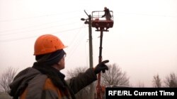 Енергетики працюють над відновленням електропостачання (фото ілюстративне)