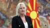Американската амбасадорка Анџела Агелер. 