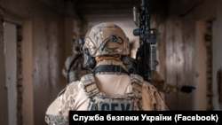 За даними слідства, інформатори були на дистанційному зв’язку з кадровим співробітником ФСБ (фото ілюстративне)