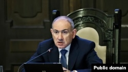 Վարչապետ Նիկոլ Փաշինյան, ախիվ