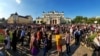 Протестът в подкрепа на Никола Минчев беше организиран спонтанно няколко часа по-рано в четвъртък във Фейсбук.