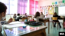 Macedonia - Students in a primary school in Skopje teaching with covid-19 measures