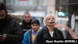 Протест срещу цензурата във Фейсбук пред сградата на TELUS International Bulgaria в София