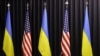 Як пише FT, американці хочуть, щоб українці підписали як рамкову угоду, так і детальну угоду про фінансування, яка б завершила повну угоду про надра у середу