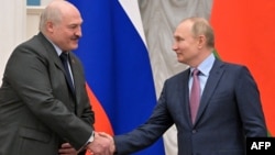 Александр Лукашенко и Владимир Путин 