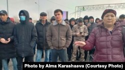 Митинг в Жанаозене против повышения цен на газ. Мангистауская область, 2 января 2022 года
