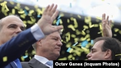 Klaus Iohannis, aflat în campanie electorală, a delegat-o pe Ana Birchall de la PSD să-l reprezinte la instalarea președintelui ucrainean