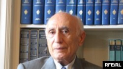 احسان یارشاطر، سرویراستار دانشنامه ایرانیکا
