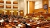 Parlamentul României poate decide suspendarea din funcție a președintelui României.