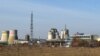Platforma combinatului de îngrășăminte chimice Azomureș, cel mai mare de acest fel din țară, are 2.000 de angajați. Producția este însă sistată în prezent.