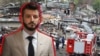 Кметът на столичния район "Илинден" Емил Бранчевски на фона на разрушаването на незаконни ромски къщи в кв. "Захарна фабрика". Колаж: Свободна Европа